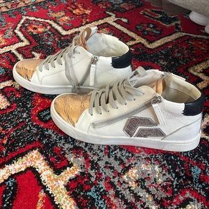 Dolce vita sneakers with side zip